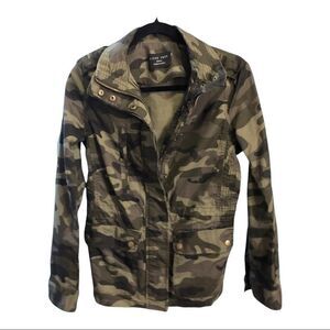Love Tree Camo Long Jacket